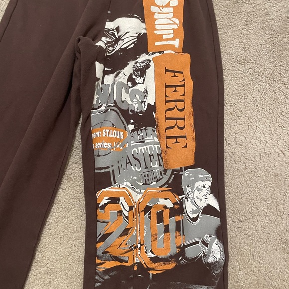 Ferre jogging outfit - Picture 3 of 15